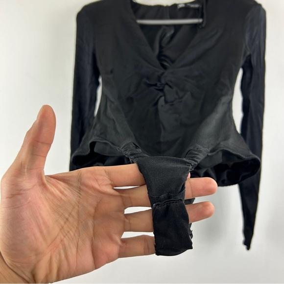 Zara Ruched V-Neck Bodysuit - Picture 3 of 12